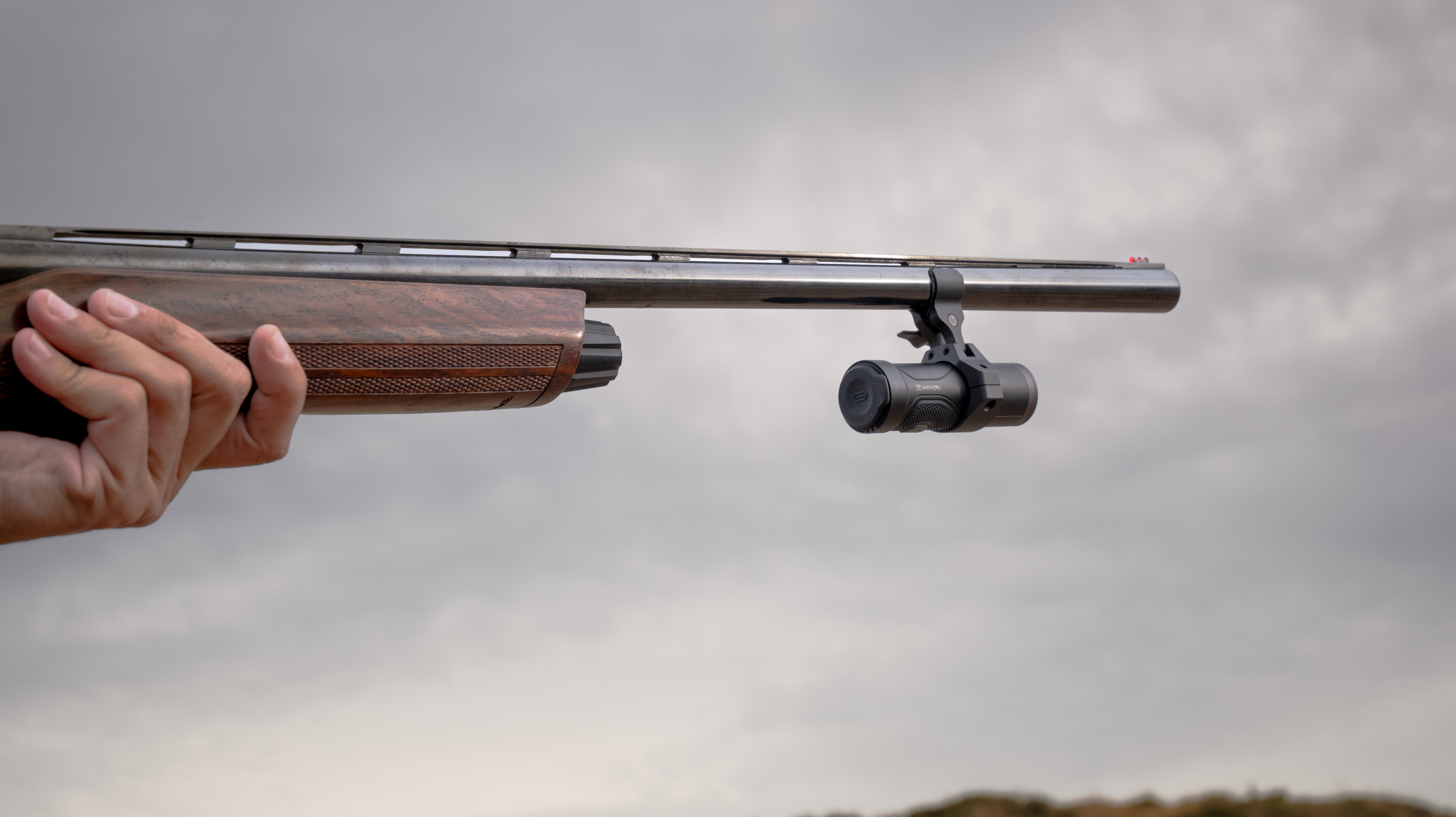 ELITE HIKMICRO A7E HIKCam 4K action shot camera capturing outdoor lifestyle in twilight with high-quality optics