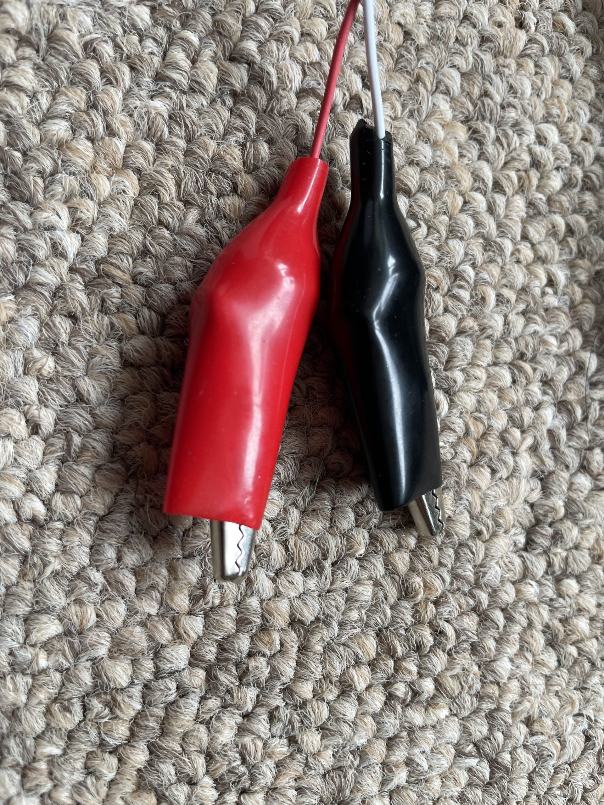 6V BATTERY CHARGER CROC CLIP