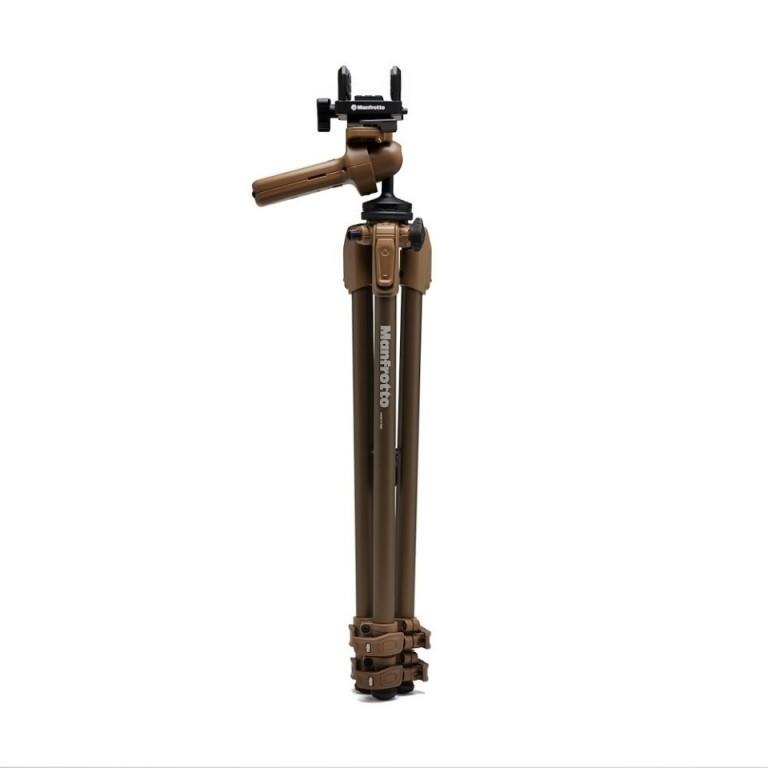 ELITE Manfrotto ALPHA S.H.O.T. aluminium grip kit with adjustable handles and mounting points for camera stabilization equipment.