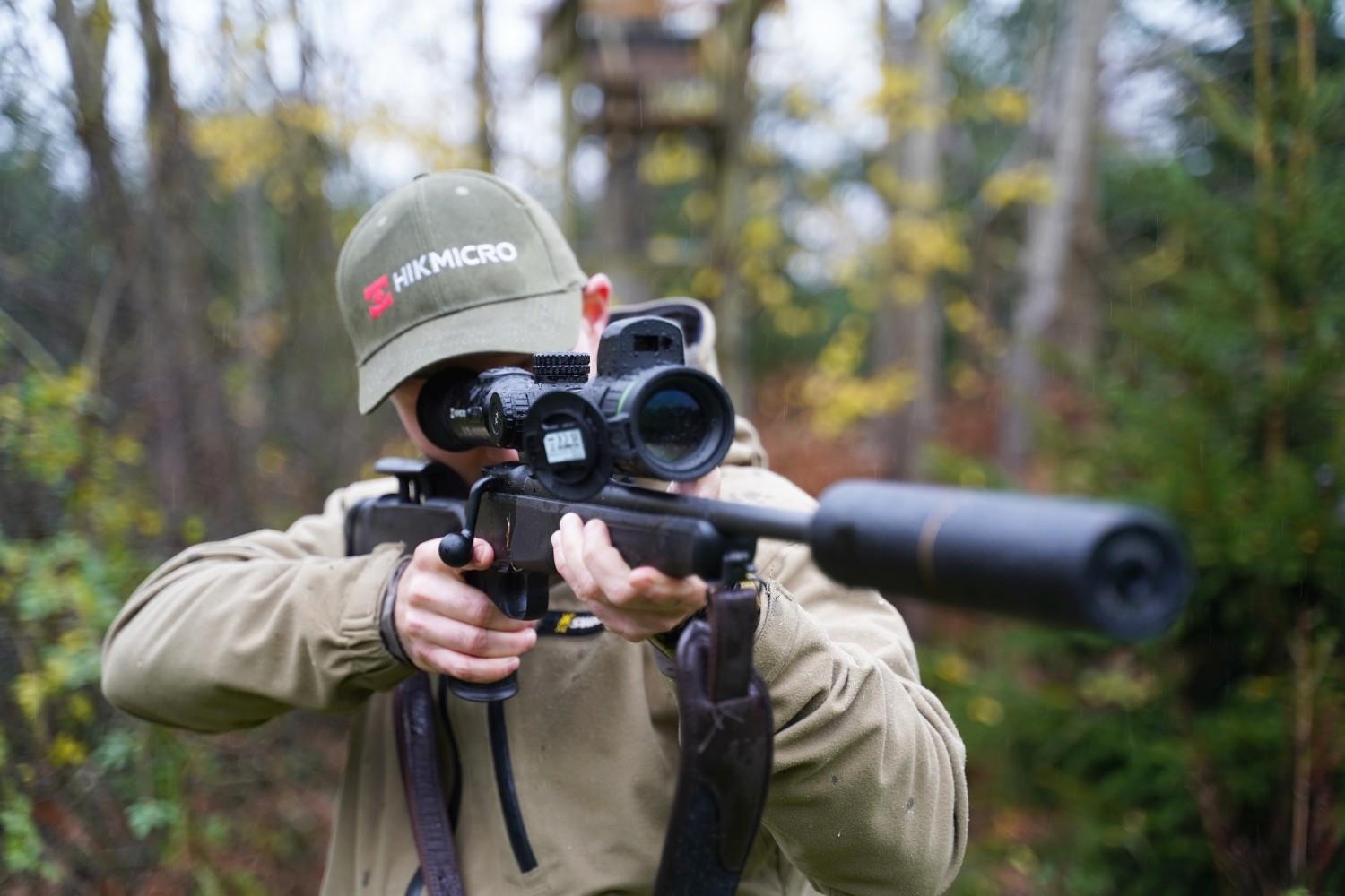 ELITE HIKMICRO Alpex A50EL 4K LRF digital day and night vision scope with UHD optics and built-in rangefinder.