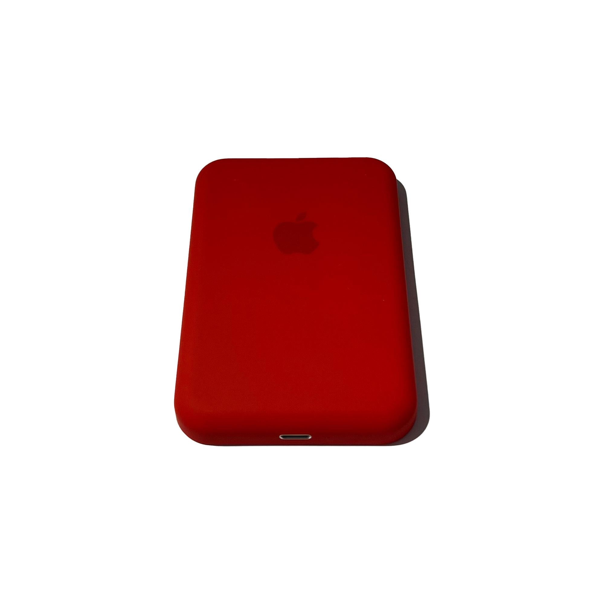 Wireless magnetic power bank for Apple iPhone 12 and 13 series, portable external battery with fast wireless charging.