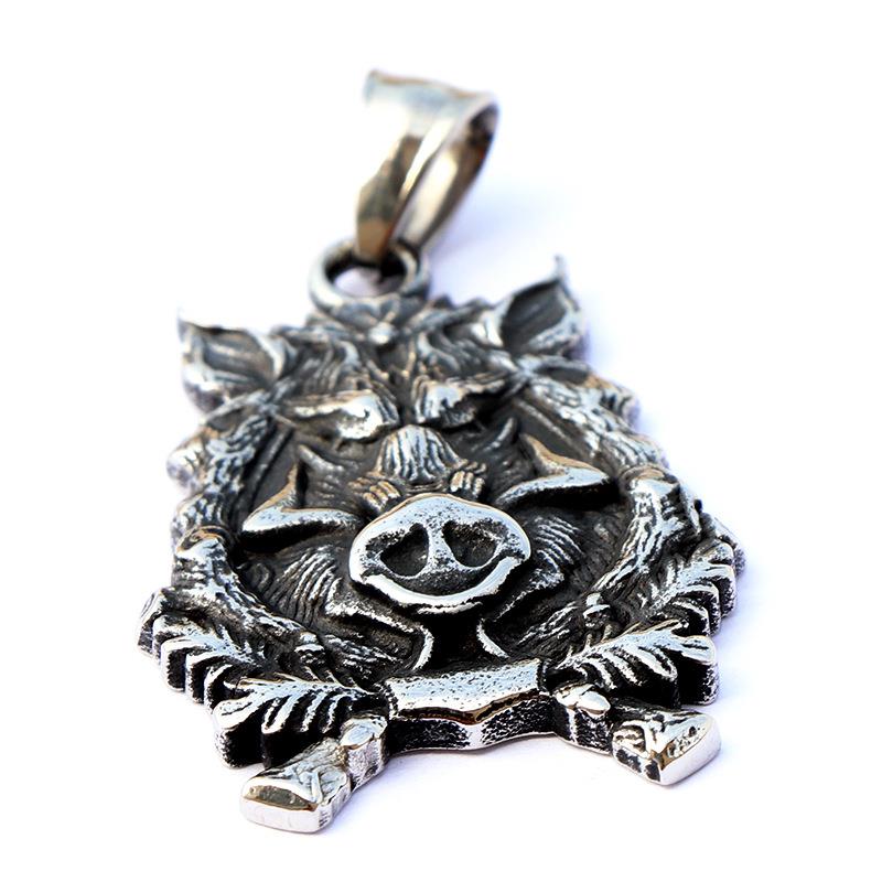 Wild boar pendant with chain, featuring detailed craftsmanship, crafted for stylish jewelry accessories.