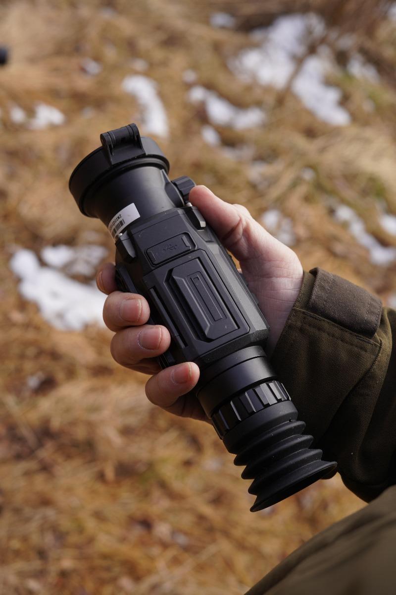 HIKMICRO Thunder 2.0 Pro TQ50 2.6x 50mm 20mK 640x512px 12µm Smart Thermal Weapon Scope with Rail
