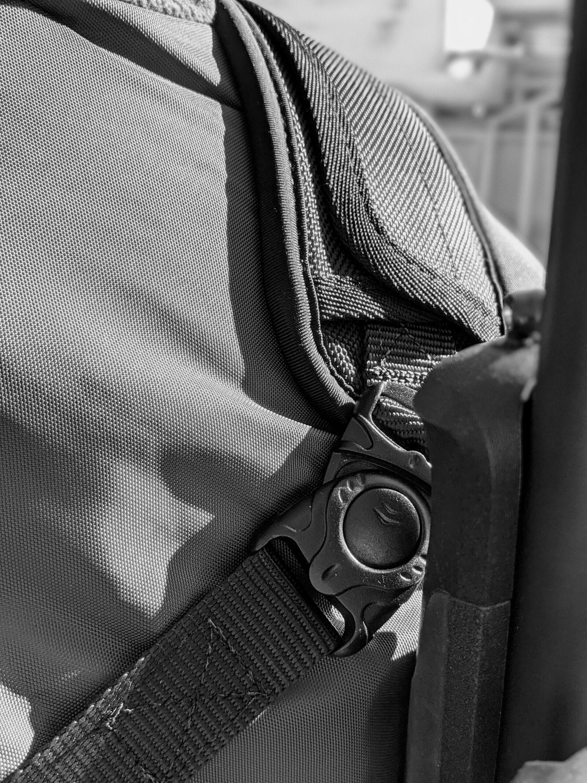 ROETEX Hunter Pro rifle sling worn on right shoulder, adjustable strap for secure firearm carrying.