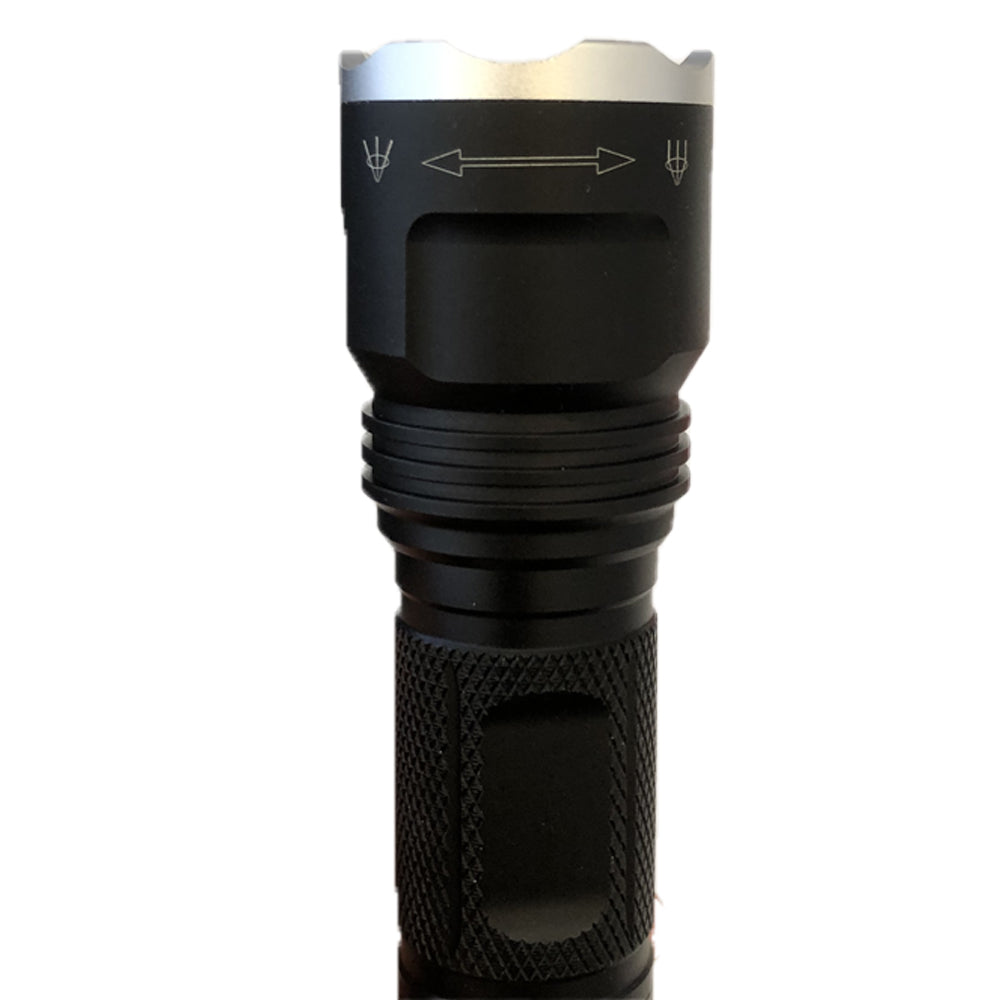 Shenzhen Home Security Nightsight Hell Fire infrared zoomable illuminator torch with tracer, black handheld device for night vision.