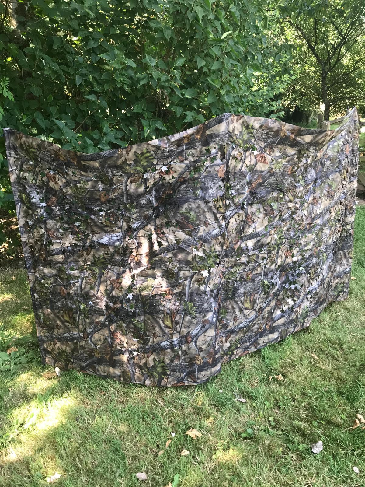 Telescopic pigeon hide in forest camouflage by SIMON, featuring adjustable design and durable fabric for birdwatching and hunting.