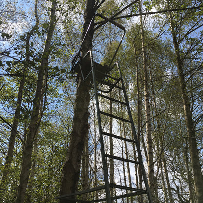 Single Adjustable High Seat – 3.2m or 4.8m Ladder Options with Padded Seat and Shooting Rail