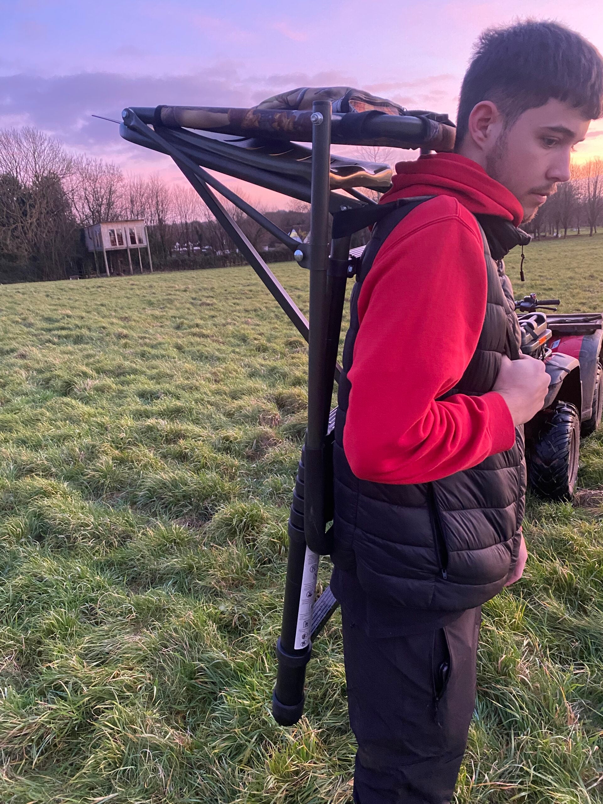 TELESCOPIC HIGH SEAT