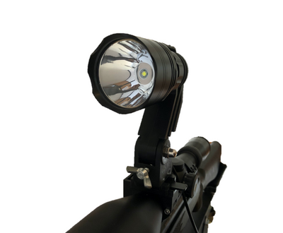 LED Handheld and Scope Mounted Lamp 300m+