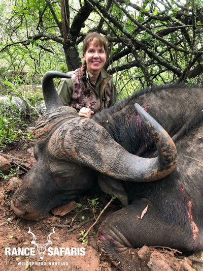 A1 DECOY LTD cull packages with Rance Safaris on the Kei River Reserve, featuring images of wildlife and hunting activities.