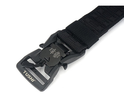 Green belt with magnetic clip by ALIEXPRESS, featuring adjustable strap and secure fastening for casual wear.