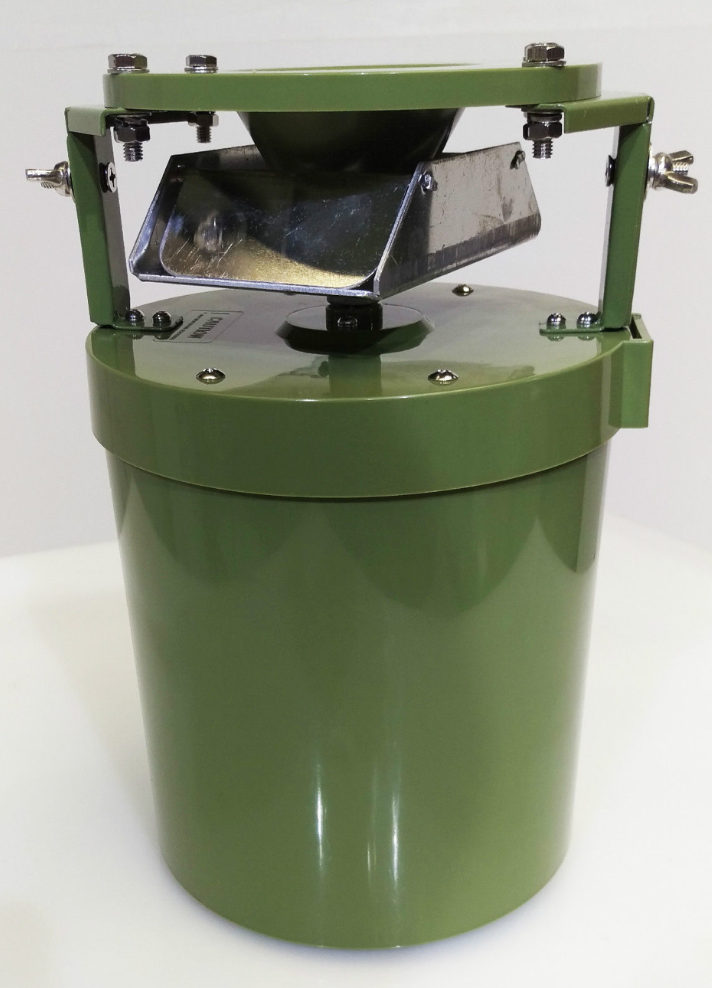Round plastic auto feeder by DALE for 12V or 6V systems, designed to securely dispense feed automatically.