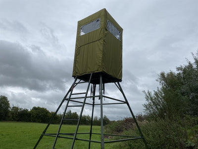 Covered double free-standing high seat from DALE, enclosed hunting tower with water-resistant cover for outdoor use.