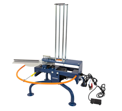 Echo 12V heavy-duty automatic clay pigeon trap thrower with 60-80m range, designed for target shooting and clay pigeon sports.