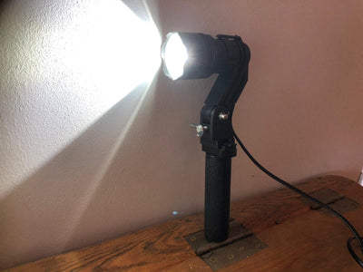 LED Handheld and Scope Mounted Lamp 300m+