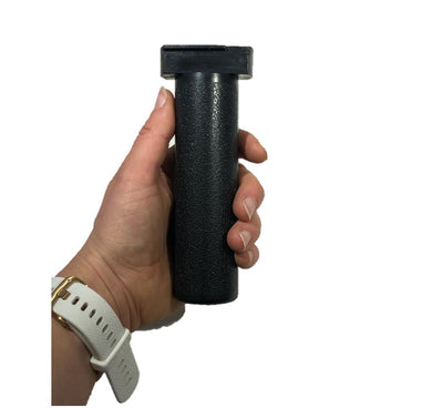 MONICA quick release handle for scope lamps, featuring ergonomic design and easy attachment for precise light adjustments.