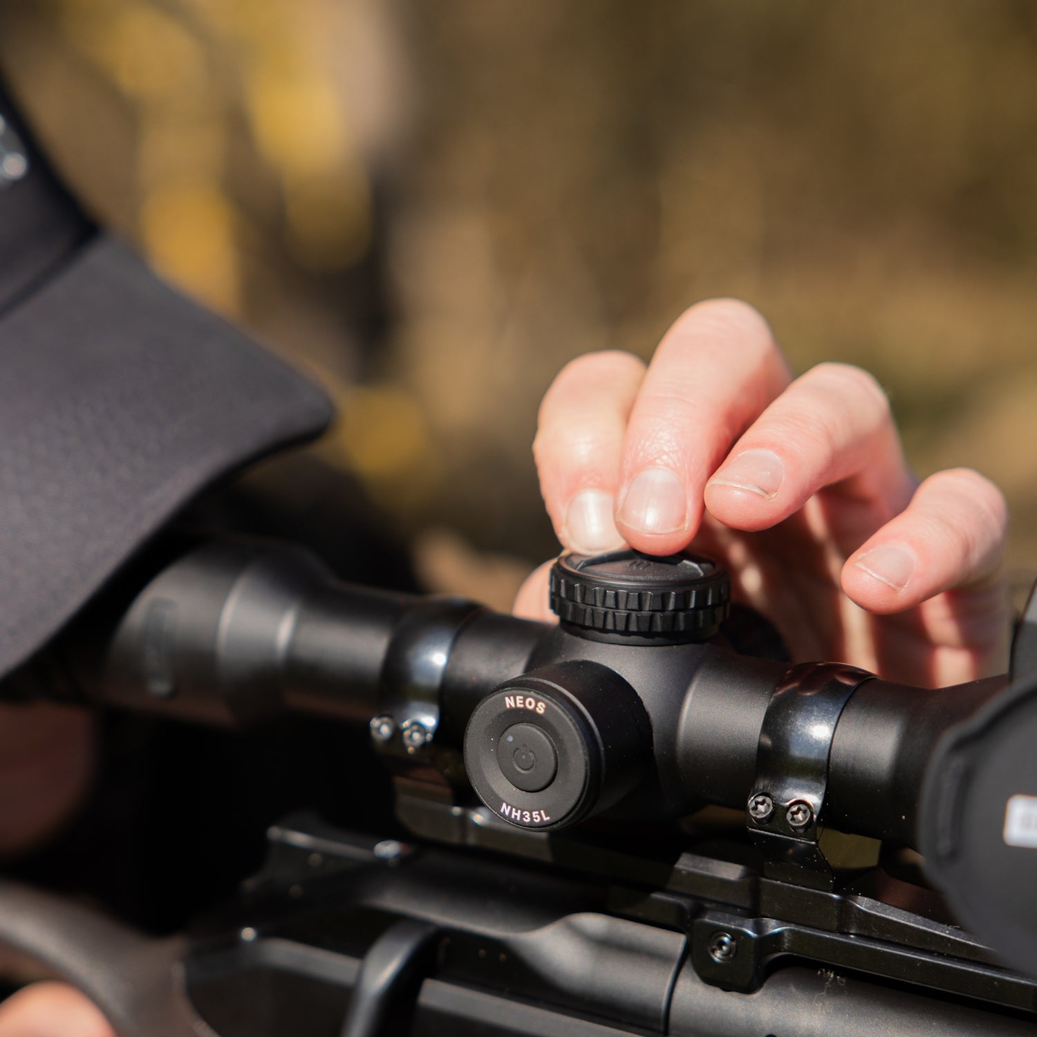 HIKMICRO Neos NH35L Thermal Rifle Scope & FREE MOUNT