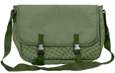 Green heavy-duty game bag by RANGE, durable and spacious for carrying hunting gear and game in outdoor conditions.