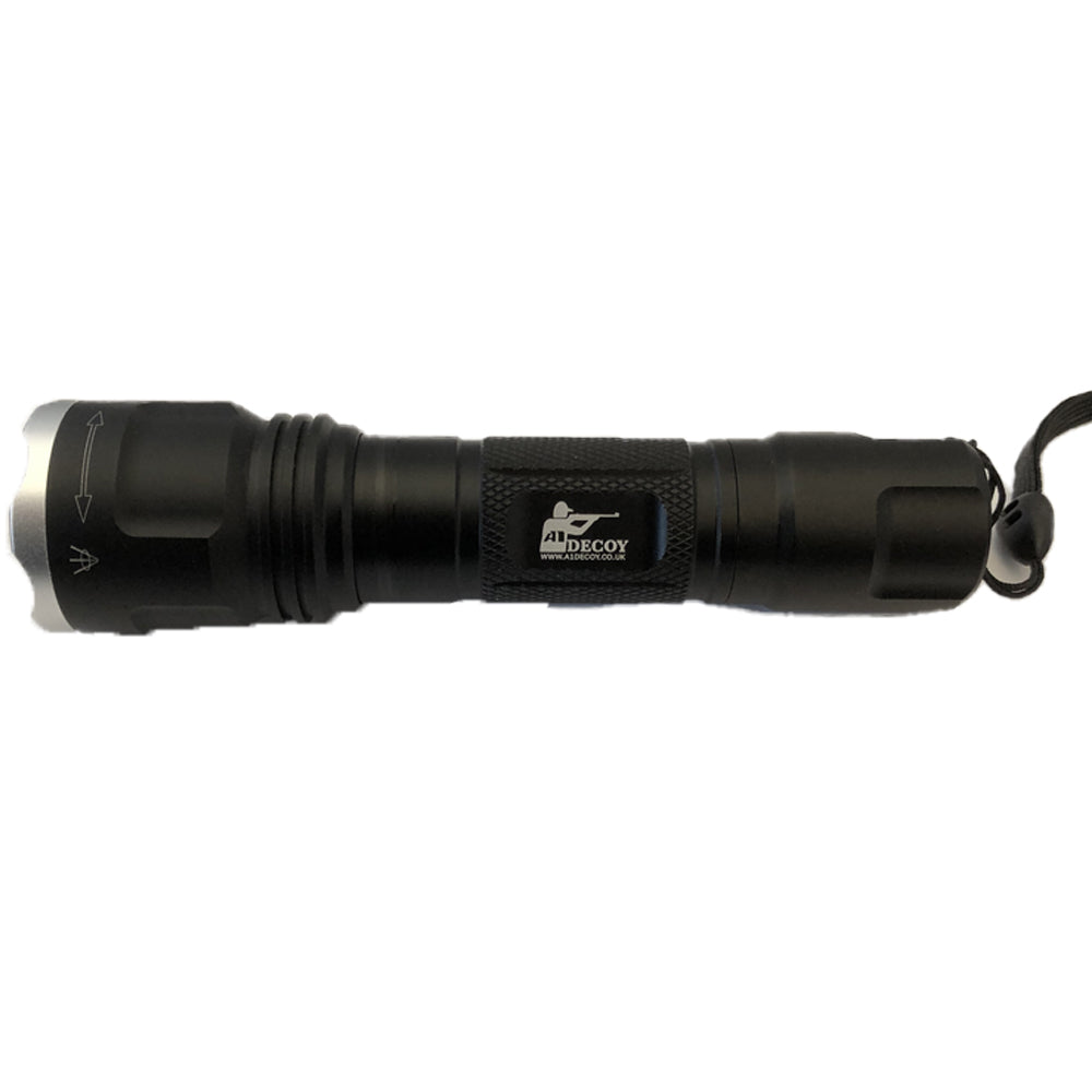 Shenzhen Home Security Nightsight Hell Fire infrared zoomable illuminator torch with tracer, used for night vision and security.