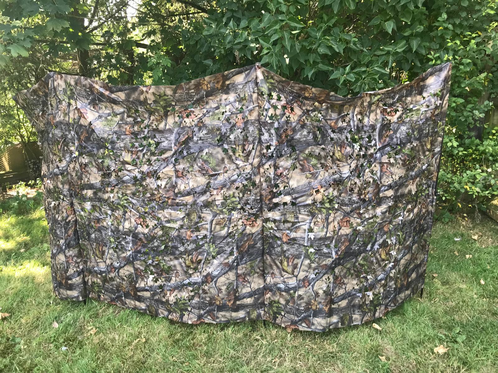Telescopic pigeon hide in forest camouflage by SIMON, compact design with camo pattern for bird watching and hunting.