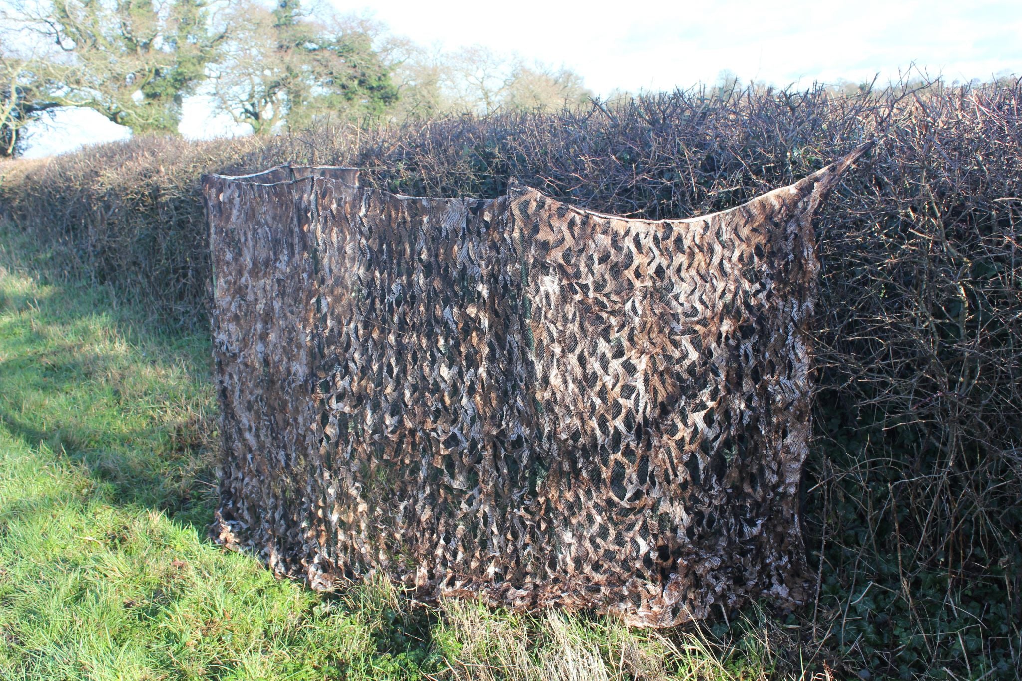 Simon Winter Stealth Ghost Net, 4m by 1.5m, showing the lightweight, camouflage fishing net designed for winter fishing conditions.